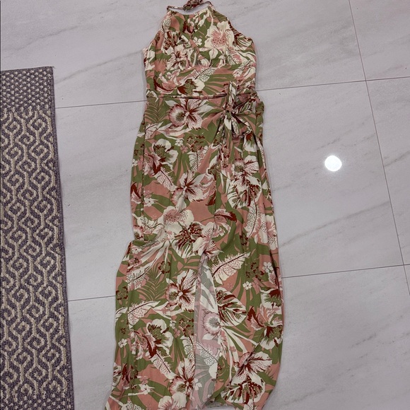 ILLA ILLA Dresses & Skirts - ILLA ILLA Pink & Olive Floral Halter Maxi Dress